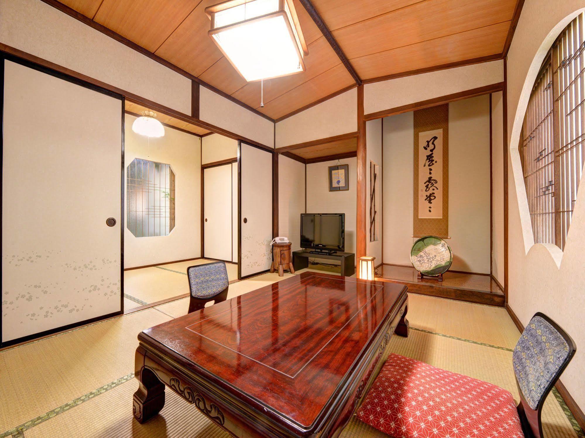 Hotel Yunokawa Onsen Shouen Sinzi Zewnętrze zdjęcie