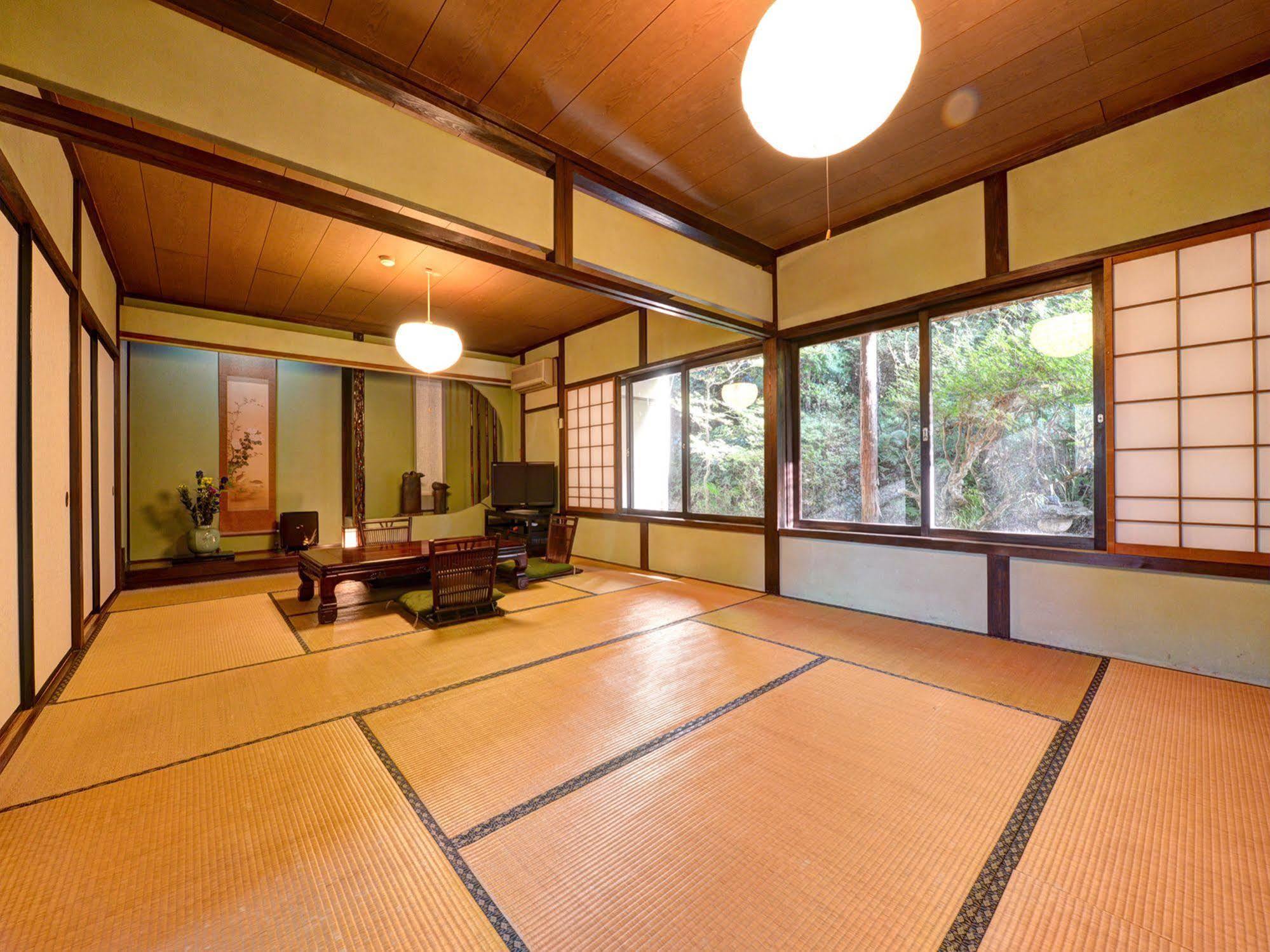 Hotel Yunokawa Onsen Shouen Sinzi Zewnętrze zdjęcie