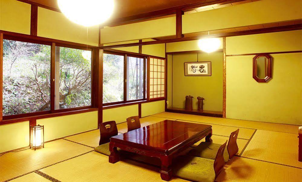Hotel Yunokawa Onsen Shouen Sinzi Zewnętrze zdjęcie