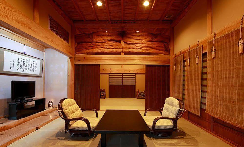 Hotel Yunokawa Onsen Shouen Sinzi Zewnętrze zdjęcie